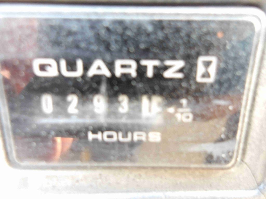 JLG 2032ES 8.10m Electric Scissor Lift 2017