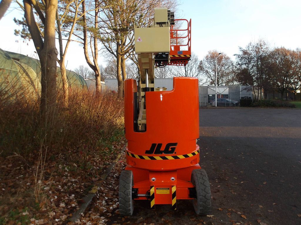 JLG E300AJP 11.19m Electric Articulated Boom Lift 2011