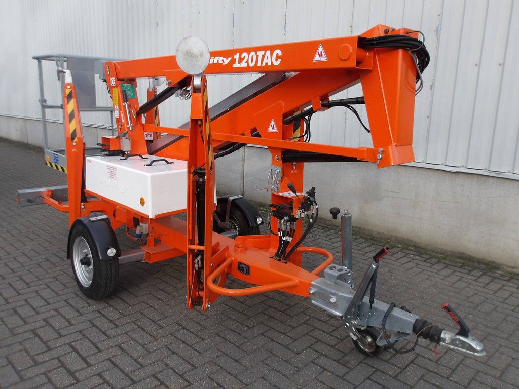 Trailer-mounted aerial platform Niftylift 120TAC 12.20m 2014