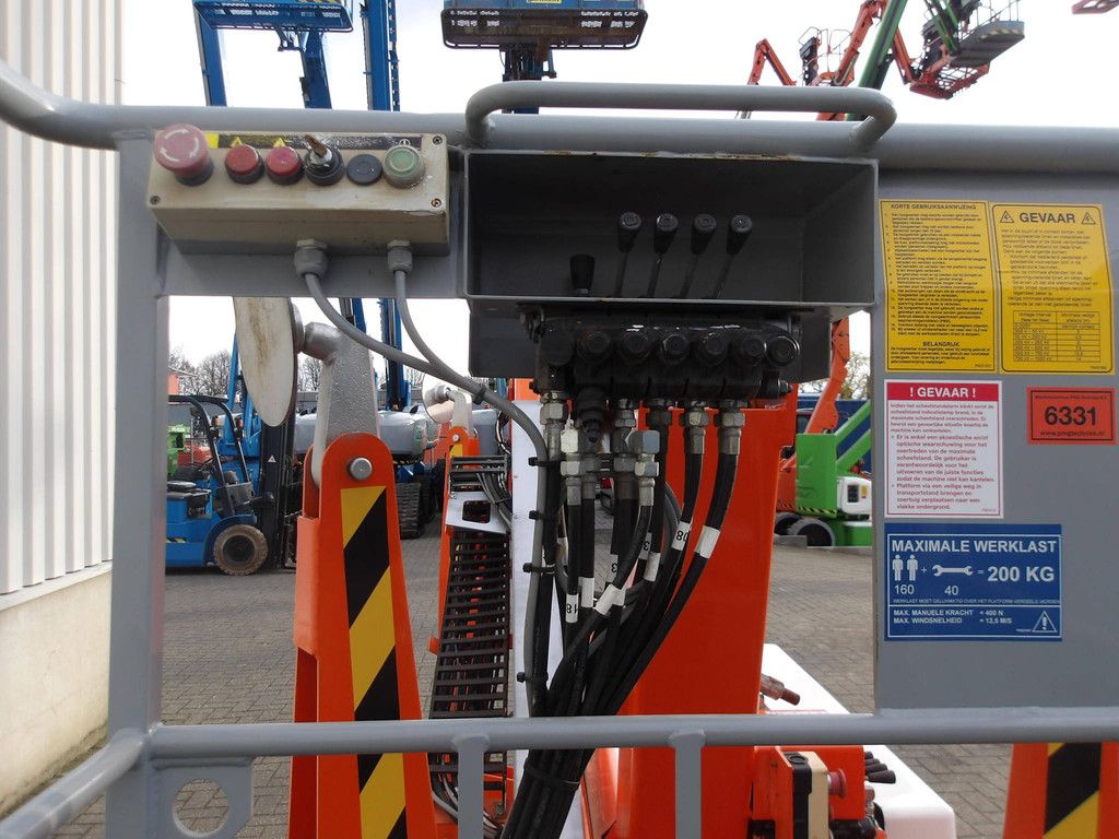 Trailer-mounted aerial platform Niftylift 120TAC 12.20m 2014