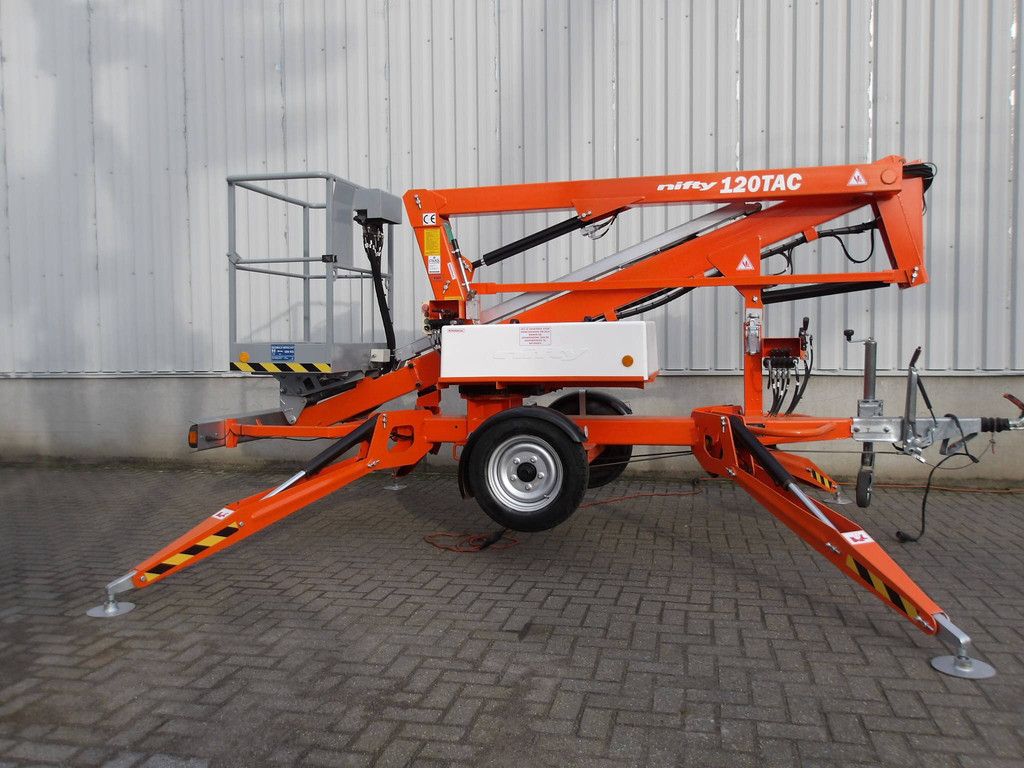 Trailer-mounted aerial platform Niftylift 120TAC 12.20m 2014