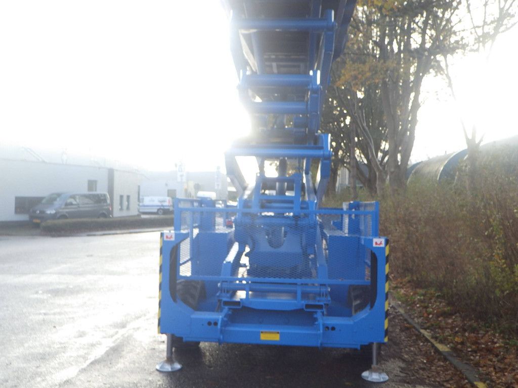 Scissor lift Genie GS-5390RT 18.15m Diesel 2011