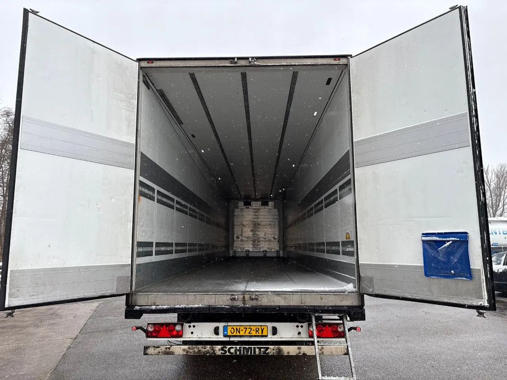 Schmitz Cargobull SCB*S3B Frigo 250B 265 Carrier Vector 1550 APK 10-2026