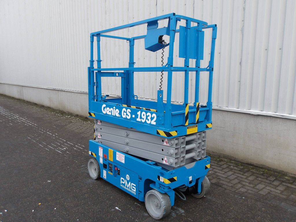 Genie GS-1932 7,8 m elektrische Scherenbühne 2015