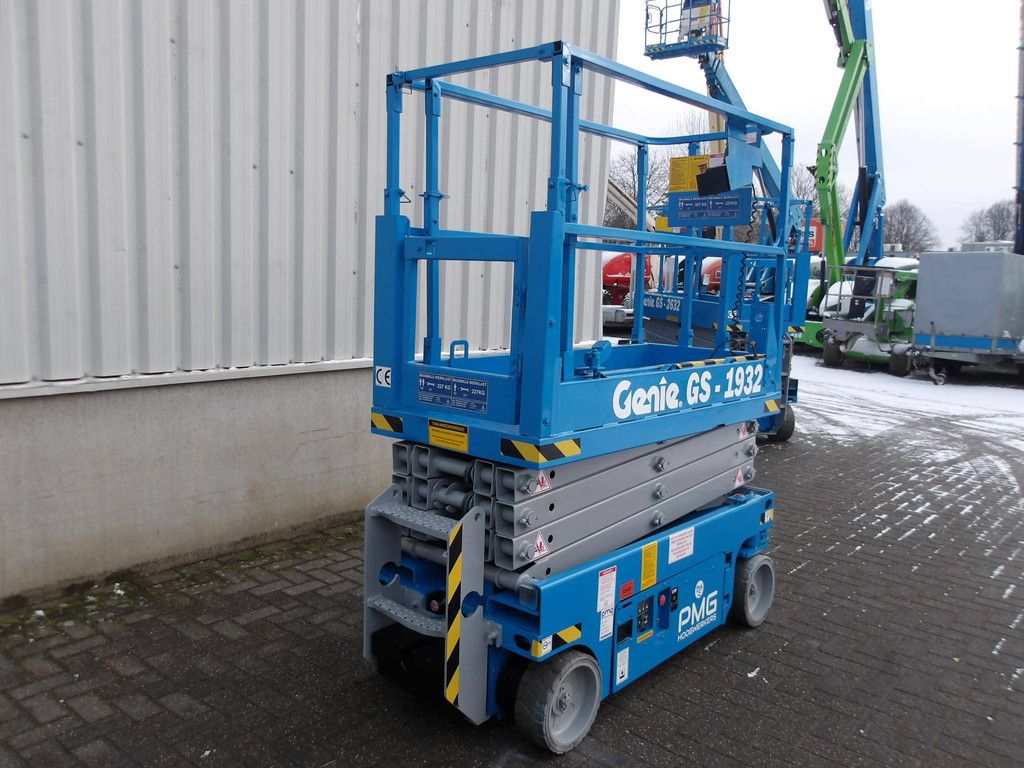 Genie GS-1932 7,8 m elektrische Scherenbühne 2015