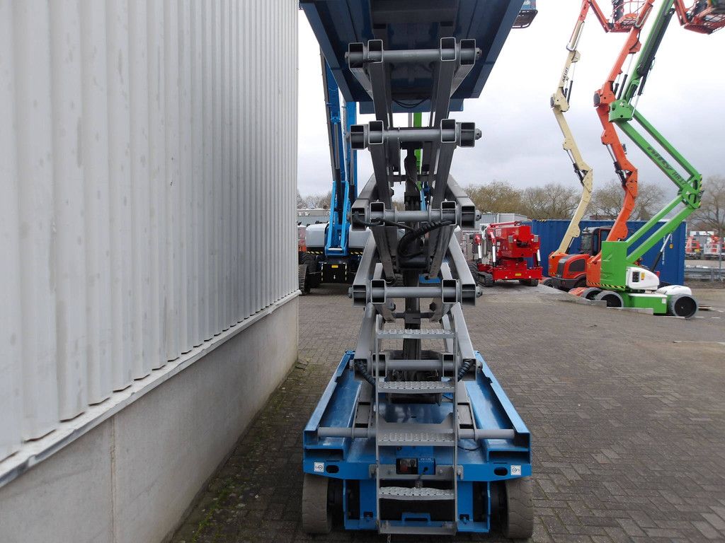 Genie GS-4047 13,70 m elektrische Scherenbühne 2012