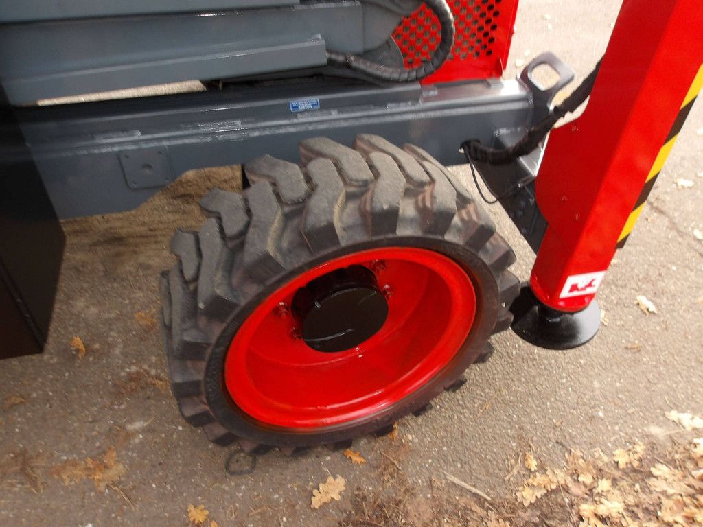 Schaarhoogwerker Ruw Terrein SkyJack SJ9253RT 18.15m Diesel 2020