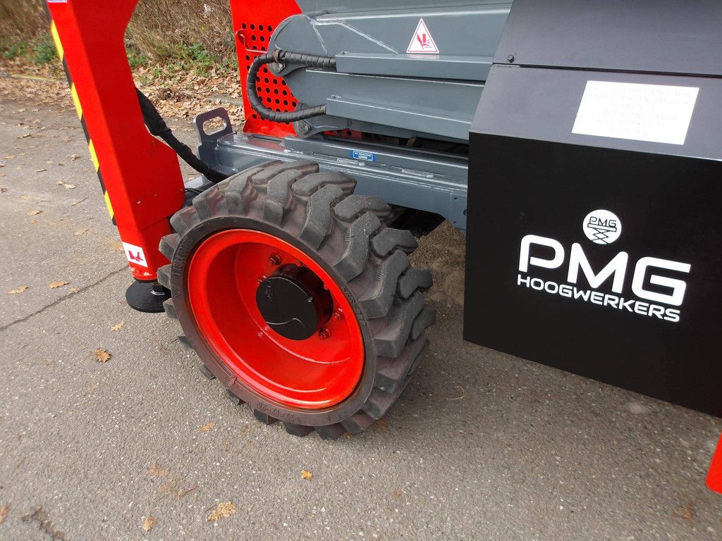 Schaarhoogwerker Ruw Terrein SkyJack SJ9253RT 18.15m Diesel 2020