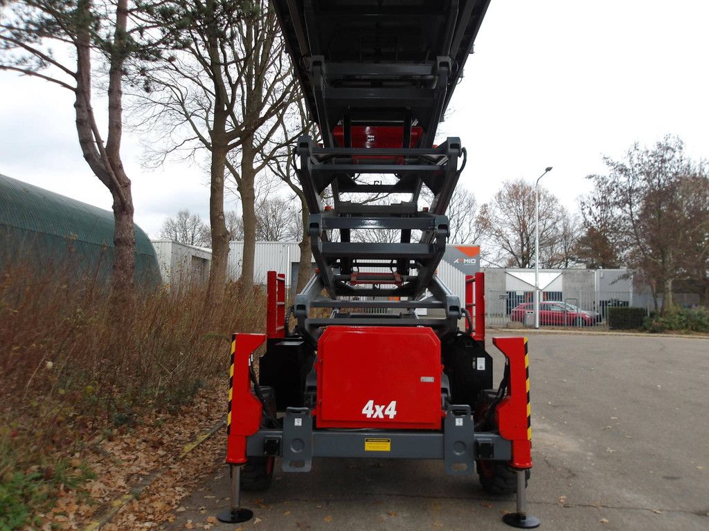 Schaarhoogwerker Ruw Terrein SkyJack SJ9253RT 18.15m Diesel 2020