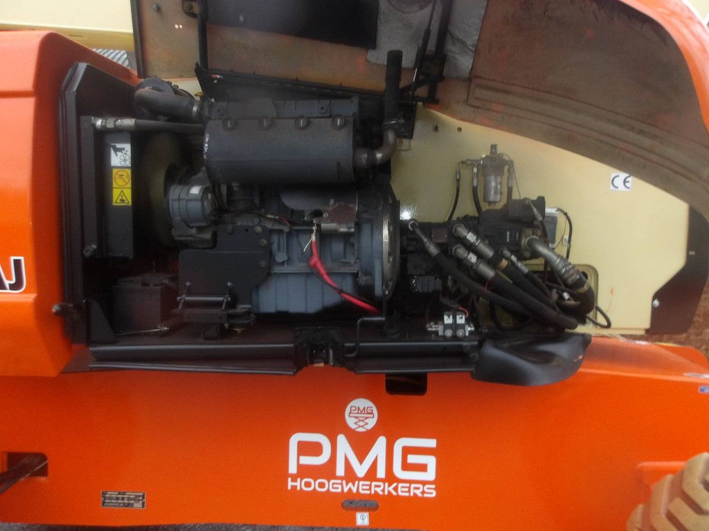 JLG 800AJ 24,38 m Diesel-Gelenkteleskoparbeitsbühne 2011