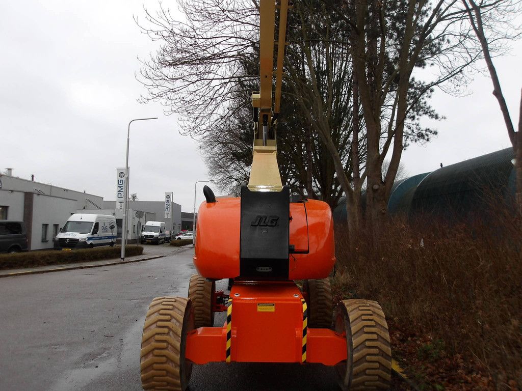 JLG 800AJ 24,38 m Diesel-Gelenkteleskoparbeitsbühne 2011