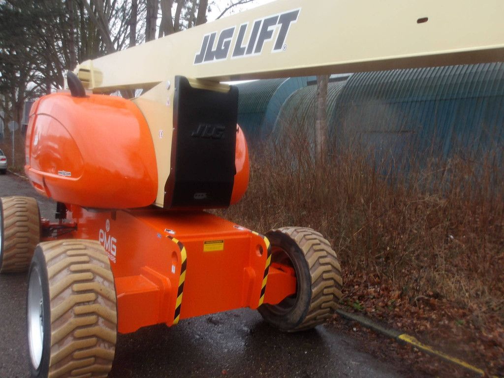 JLG 800AJ 24,38 m Diesel-Gelenkteleskoparbeitsbühne 2011