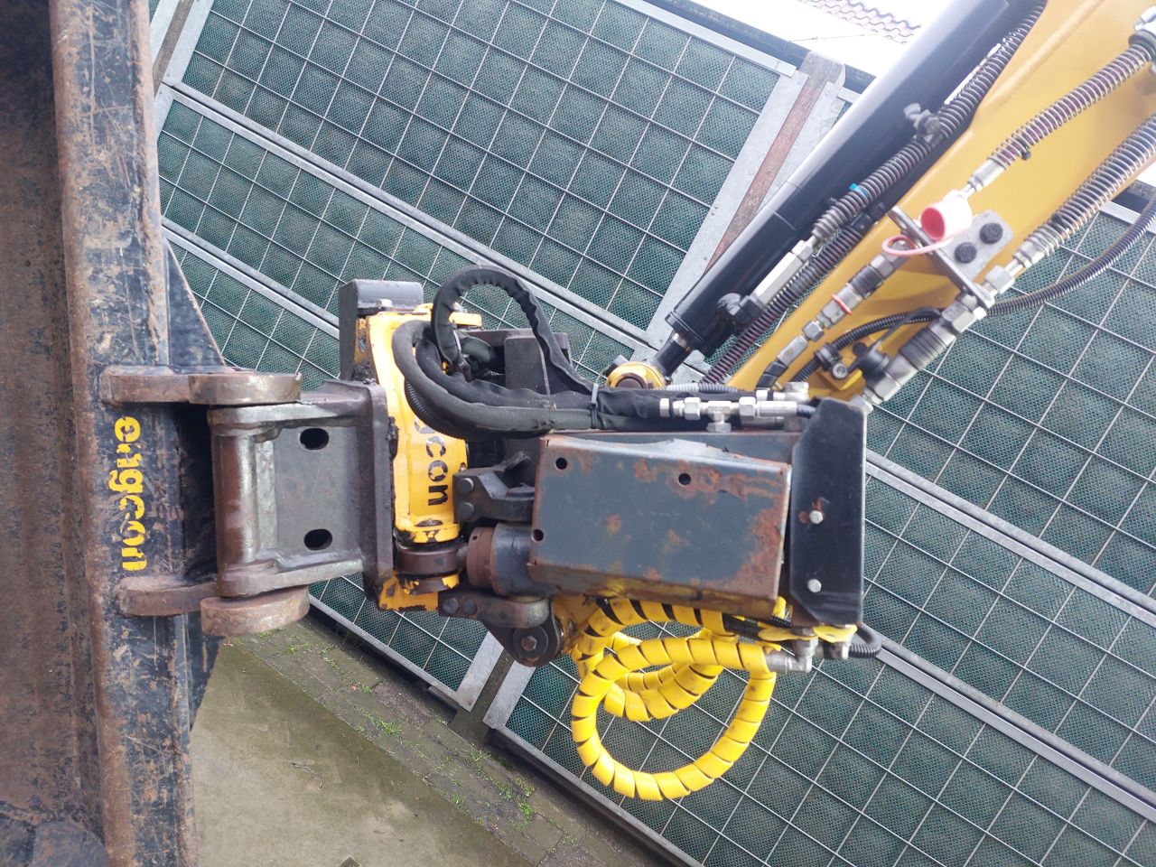 Caterpillar 302 CR met Engcon draai/kantelstuk