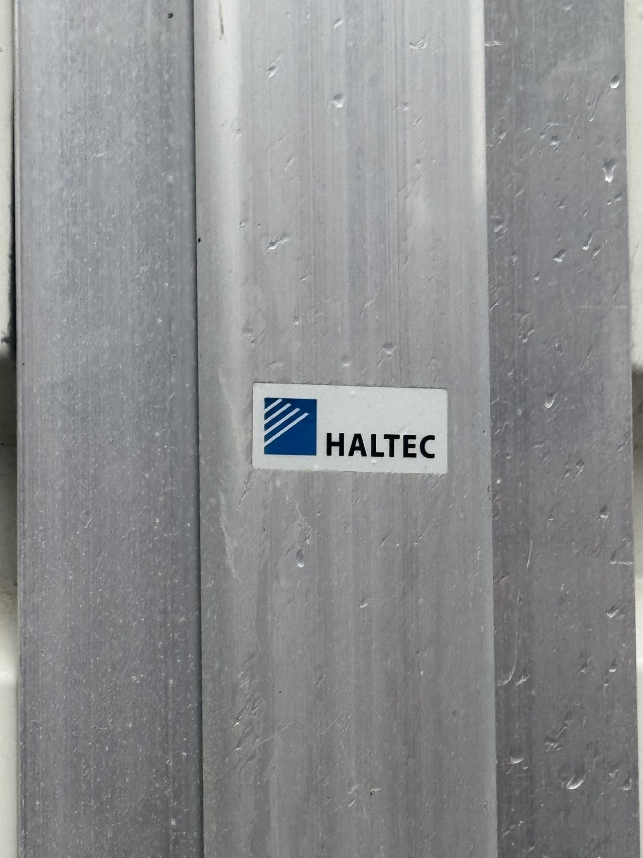 450m2 Demontabele bedrijfshal Haltec !!