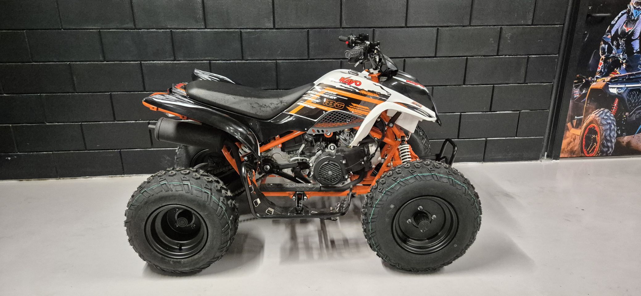 Kayo A180 kinderquad