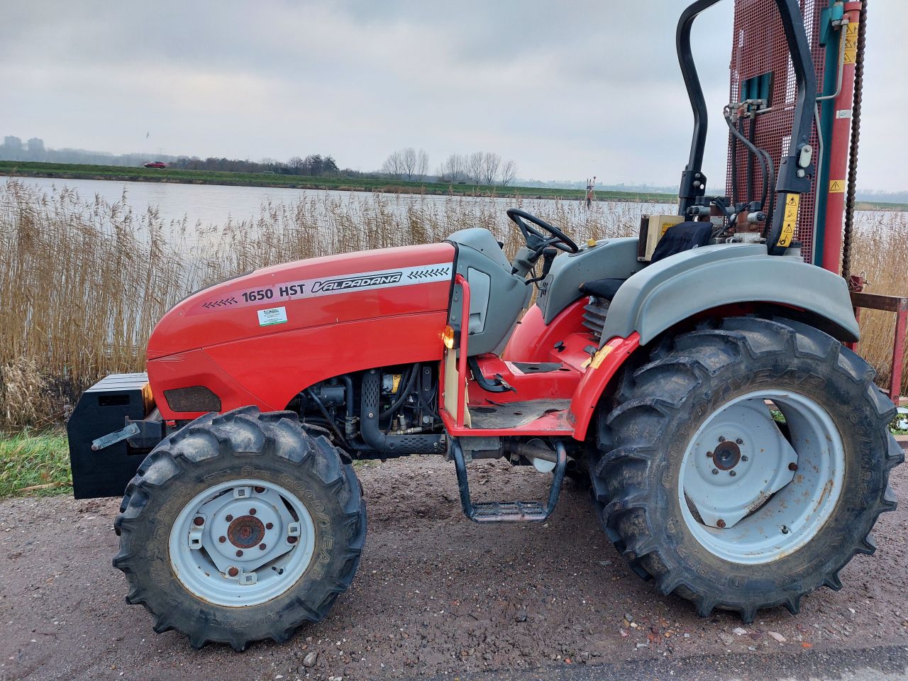 Valpadana 1650 HST met hefmast