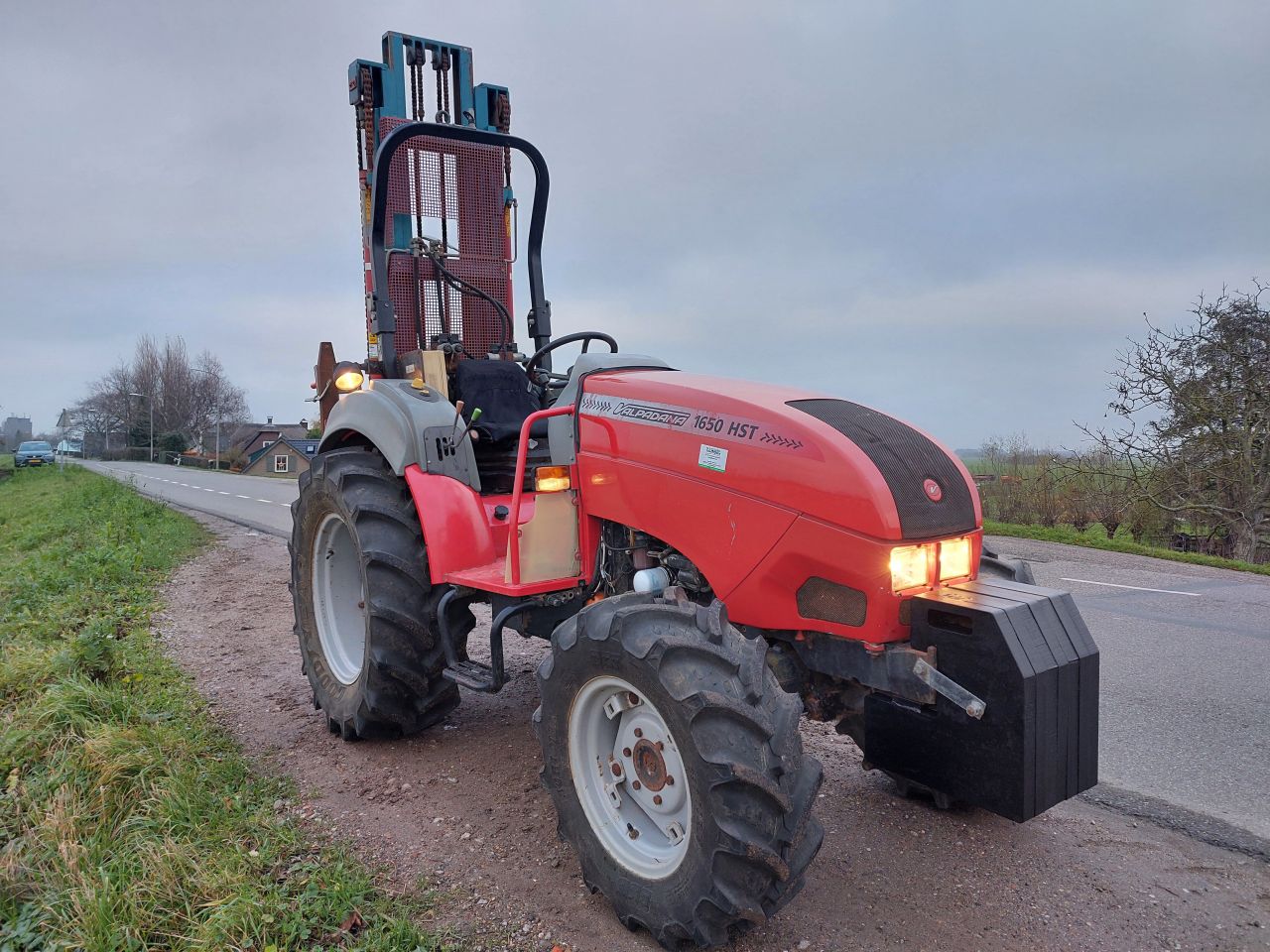 Valpadana 1650 HST met hefmast