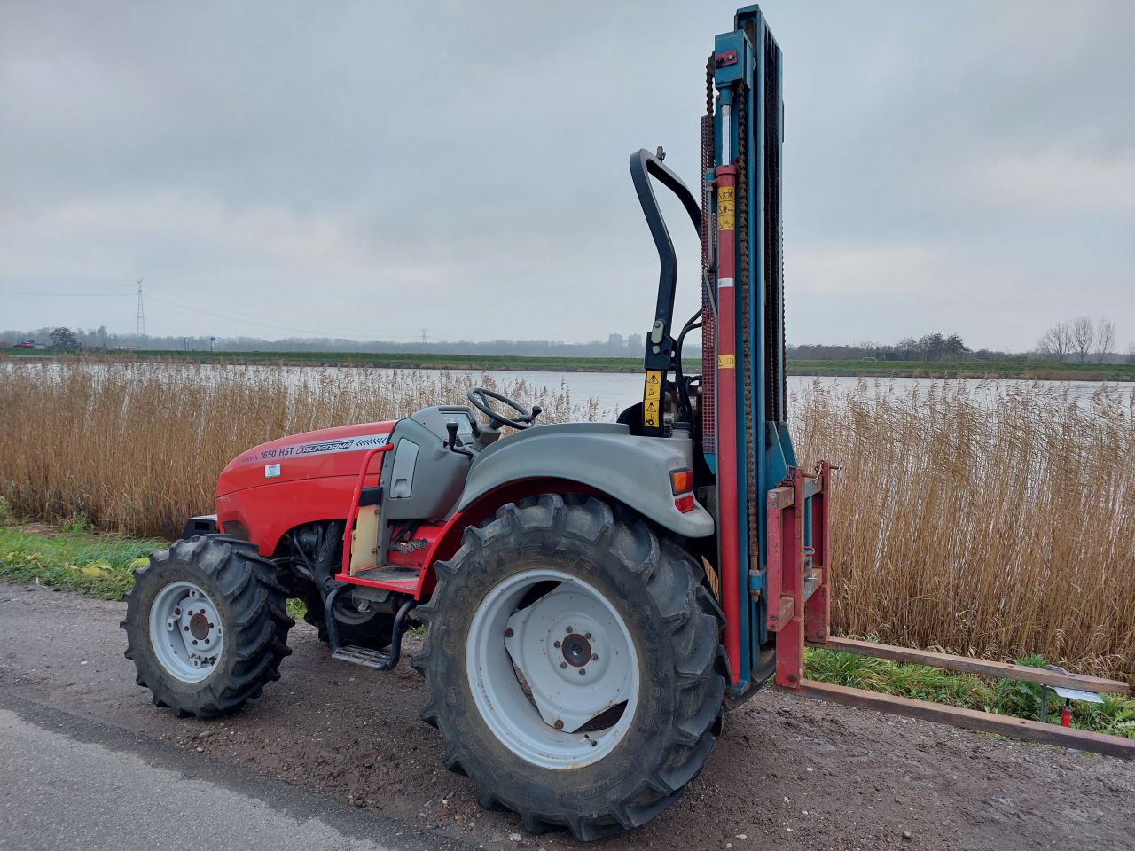 Valpadana 1650 HST met hefmast