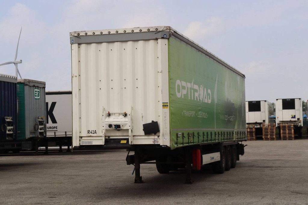 Krone SD sliding tarpaulin trailer