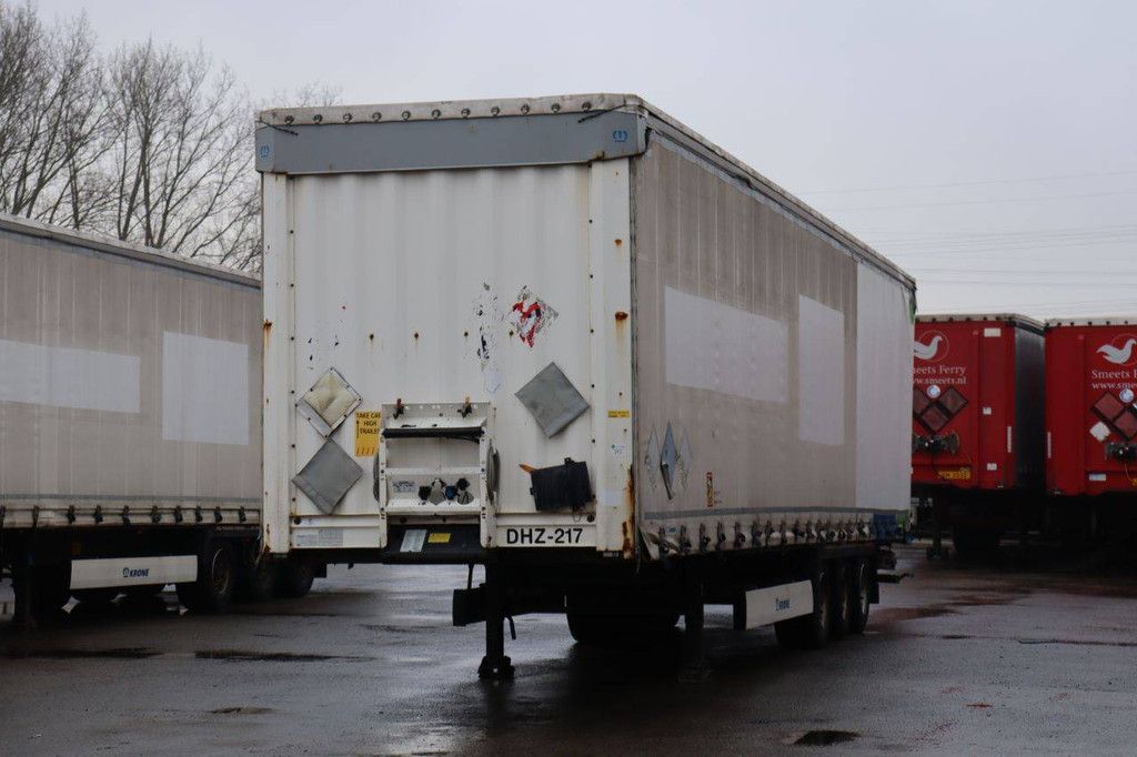 Krone SD sliding tarpaulin trailer