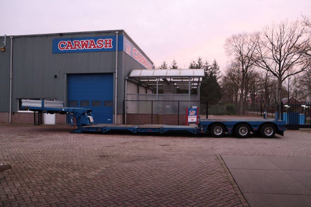 Niedriglader CCD SS480 2000