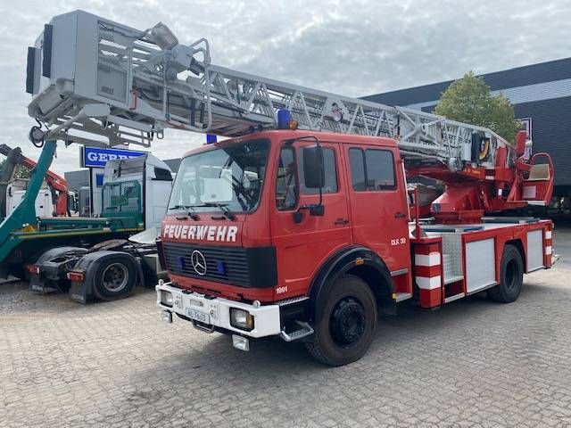 Fire truck Mercedes-Benz 1428 F Diesel 1991