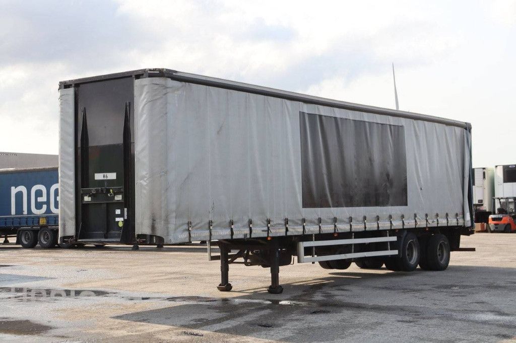 Curtainsider trailer Burg BPO 13-20 SRNXX 2002