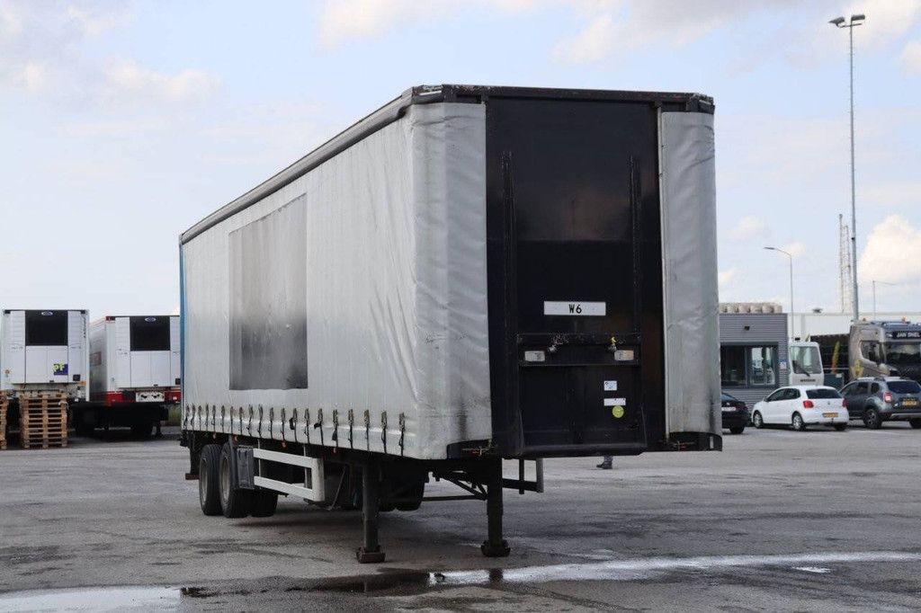 Curtainsider trailer Burg BPO 13-20 SRNXX 2002