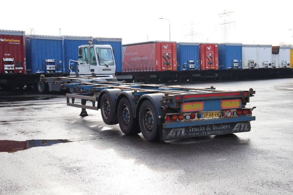 Container-Chassis-Renderings ROC12.27 2012