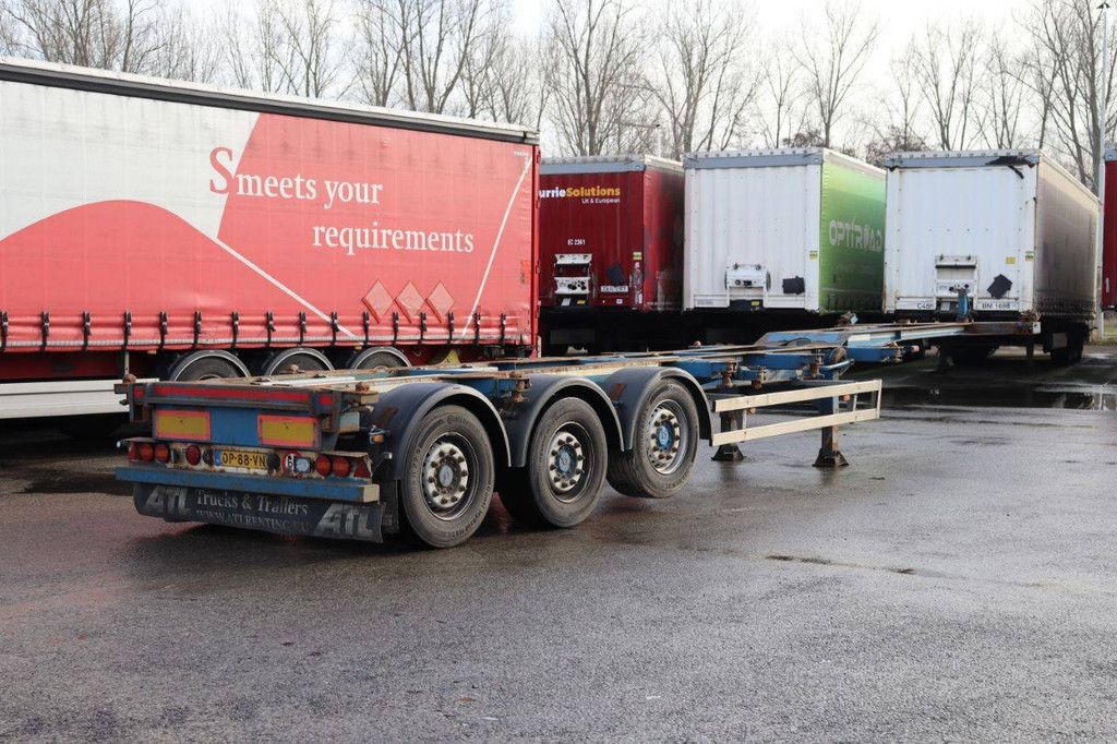 Container-Chassis-Renderings ROC12.27 2012