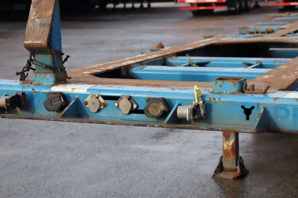 Container-Chassis-Renderings ROC12.27 2012