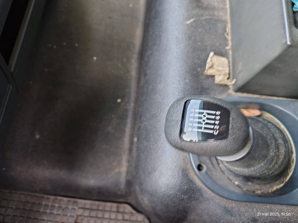 Box Truck MAN L2000 Diesel 2004