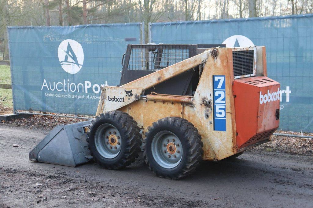 Schranklader Clark Bobcat 725 Diesel