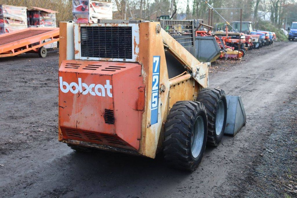 Schranklader Clark Bobcat 725 Diesel