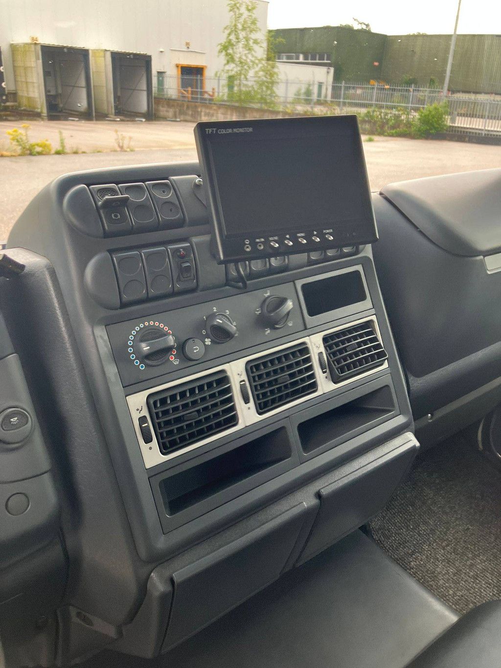 Pferdeanhänger Iveco 75E Diesel 2006