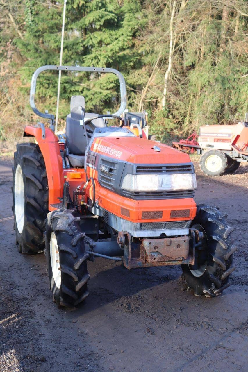 Mini tractor Kubota Grandel GL301 Diesel 31hp