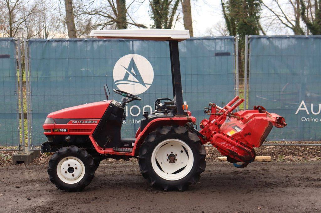 Mitsubishi MT15F Kleintraktor, Diesel, 15 PS, mit Grubber