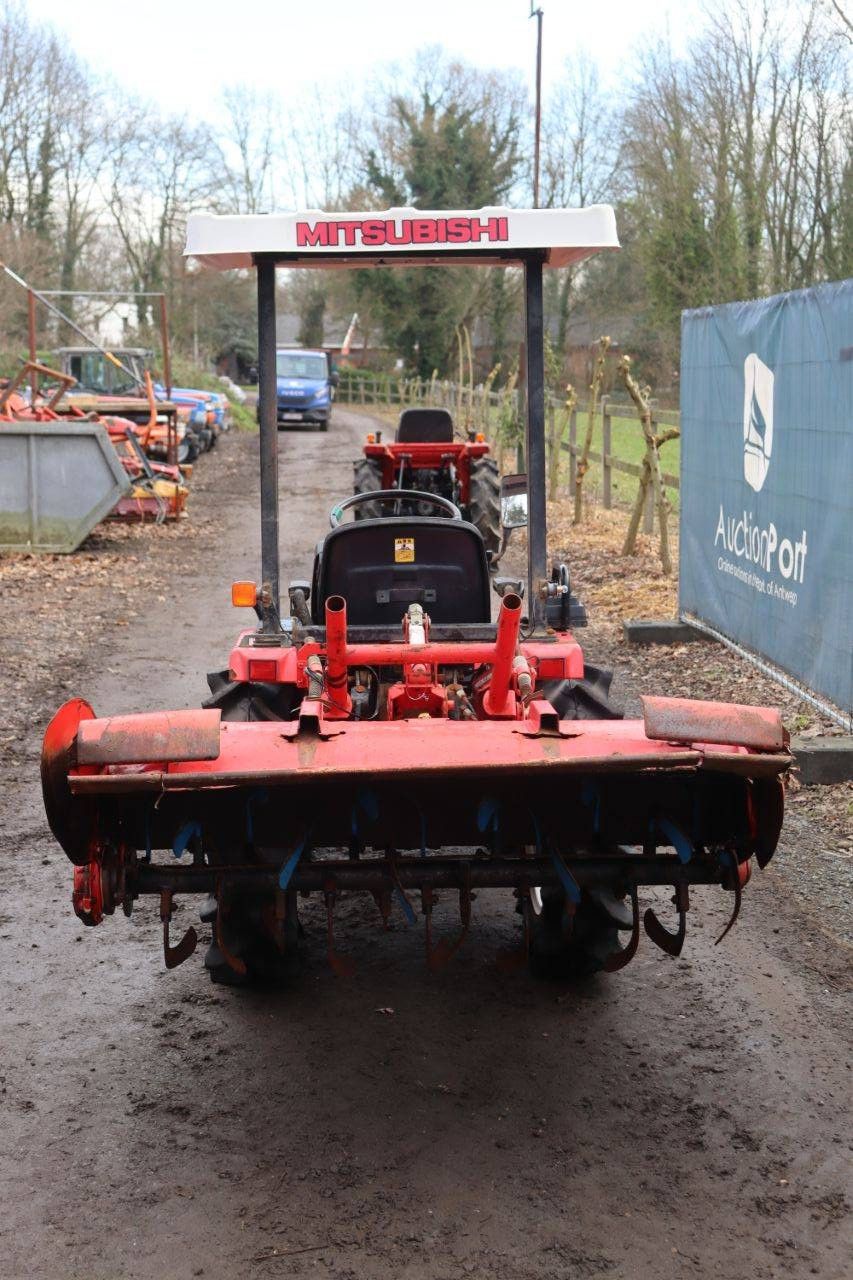 Mitsubishi MT15F Kleintraktor, Diesel, 15 PS, mit Grubber