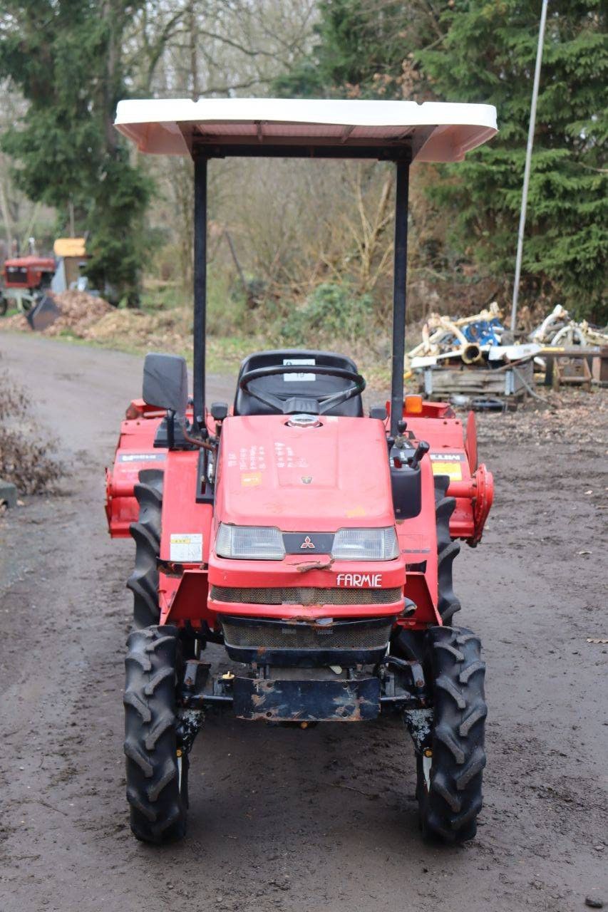 Mitsubishi MT15F Kleintraktor, Diesel, 15 PS, mit Grubber