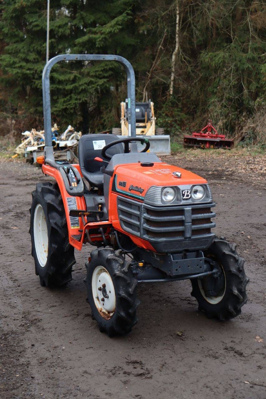 Mini-Traktor Kubota GB15 Diesel 15 PS