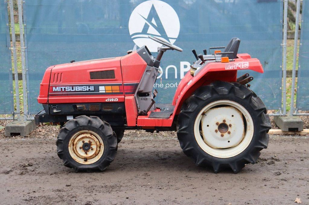 Kleintraktor Mitsubishi MT16 Diesel 16 PS