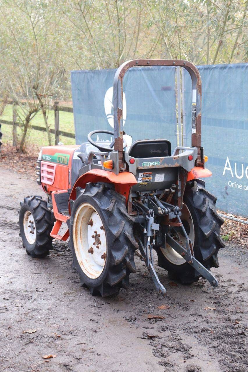 Kleintraktor Hitachi CTX18 Diesel 18 PS