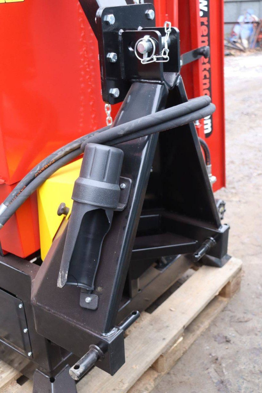 Remet CNC RP-200 SUPER Firewood Chopping Machine