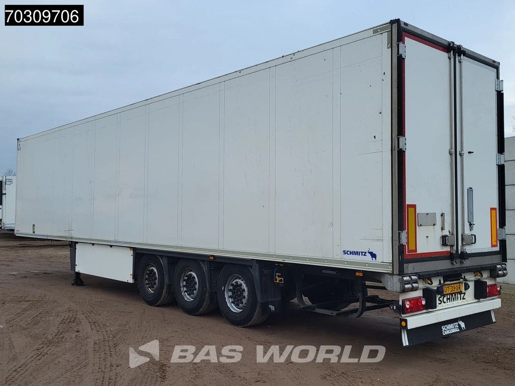 Schmitz Carrier 1550 3 axles TUV 05/26