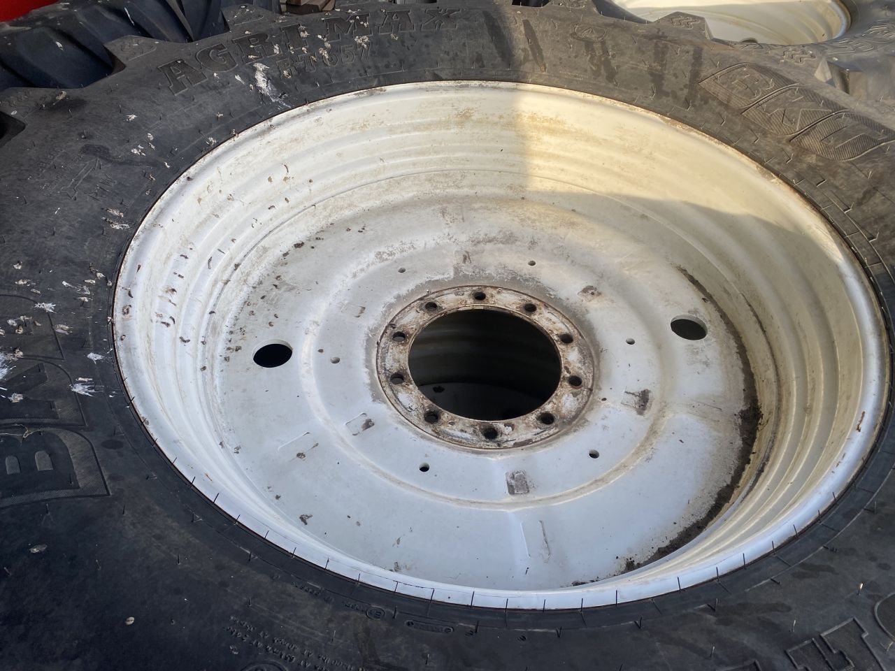 Set wielen banden velgen 650 65 r42 - 540 65 r30 new holland