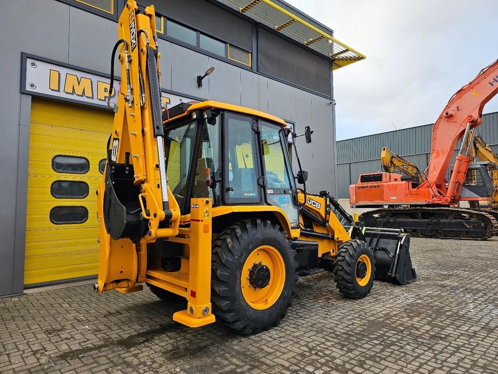 JCB 3DX XTRA 4x4 / AC / Extendable WE1535