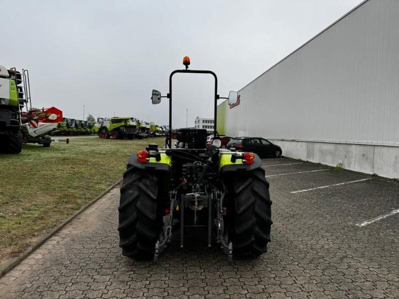 Claas NEXOS 240 XL Stage V