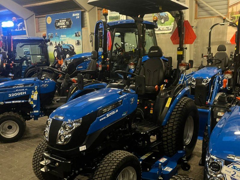 Solis H26 HST Med tag og midtermonteret klipper