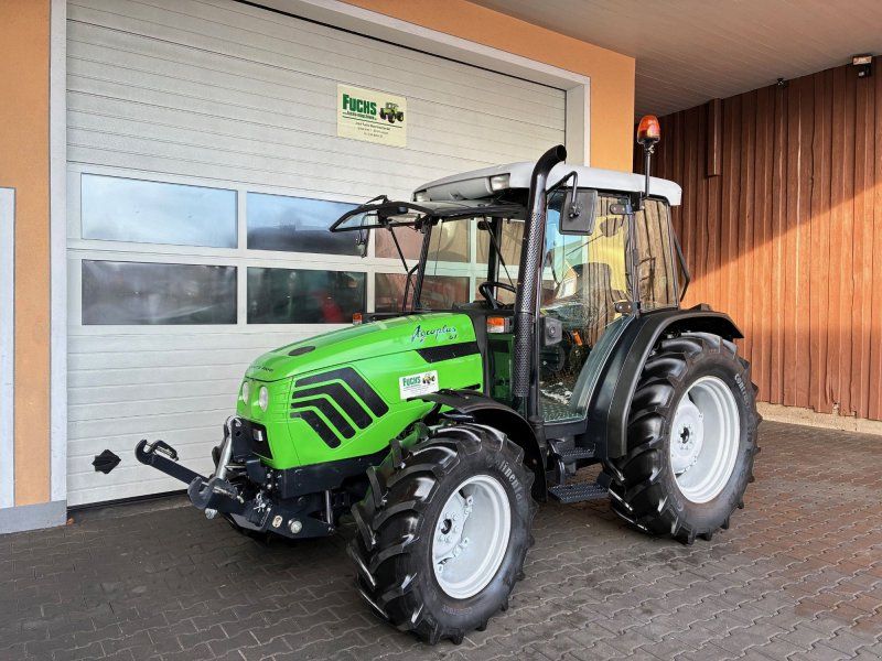 Deutz Agrlus 67 mit Fronthydraulik