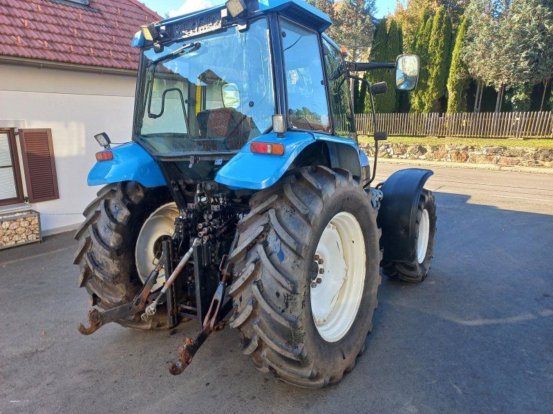 New Holland TS90